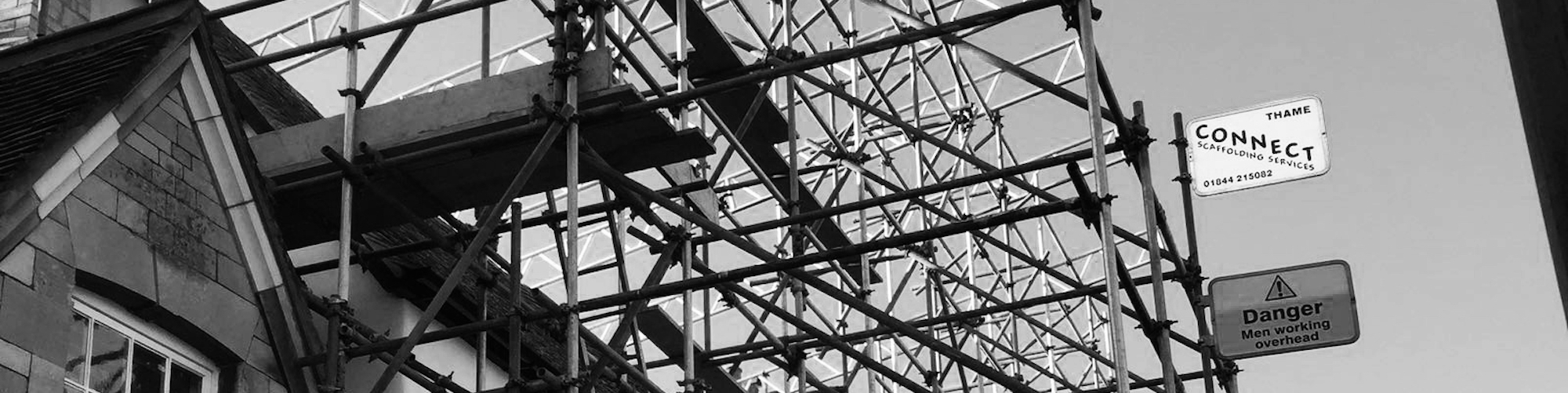 Scaffolding from below - Connect Scaffolding Services in Thame, Oxfordshire